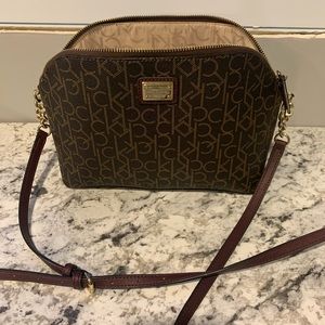Calvin Klein cross body purse. Brand new condition